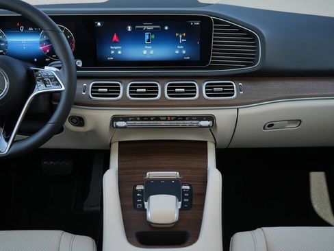 Used 2026 Mercedes-Benz GLE 450 4MATIC image 28