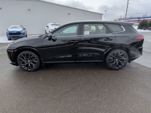 Certified 2025 Toyota Crown Signia w/ Advanced Technology Package image 2