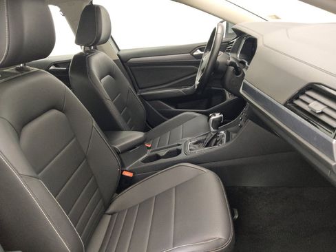 Used 2024 Volkswagen Jetta SE image 21