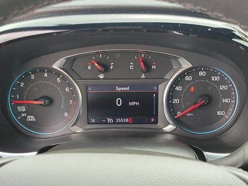 Used 2023 Chevrolet Traverse LT AWD/4WD image 28