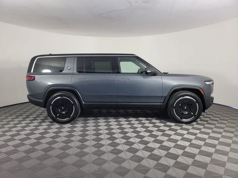 Used 2025 Rivian R1S Adventure AWD/4WD image 6