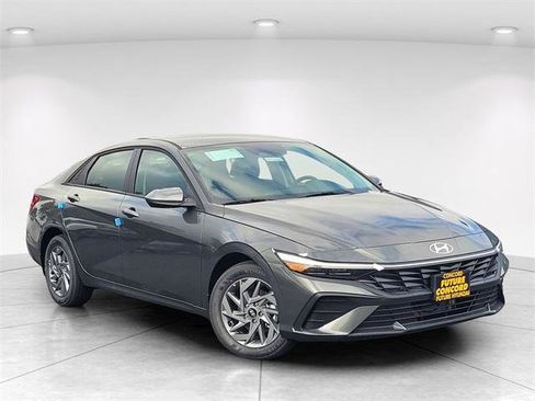 New 2026 Hyundai Elantra Blue image 1