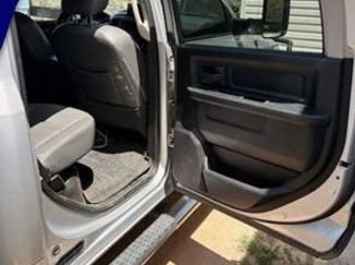 Used 2018 RAM 3500 Tradesman w/ Chrome Appearance Group AWD/4WD video 2