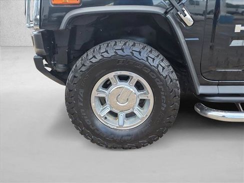 Used 2005 HUMMER H2 w/ Preferred Equipment Group AWD/4WD image 15