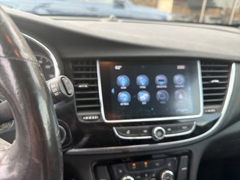 Used 2019 Buick Encore Essence image 7