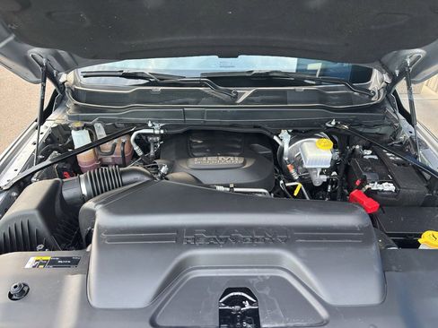 Used 2024 RAM 2500 Big Horn w/ Bed Utility Group image 31