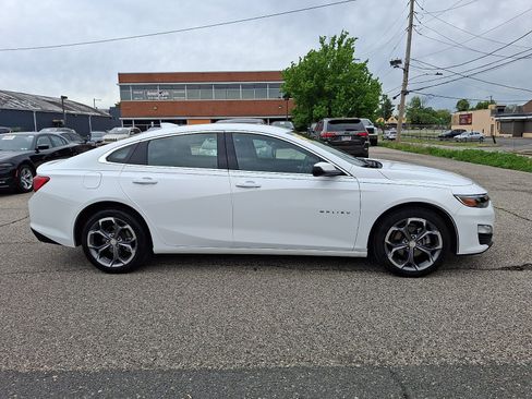 Used 2024 Chevrolet Malibu LT FWD image 7