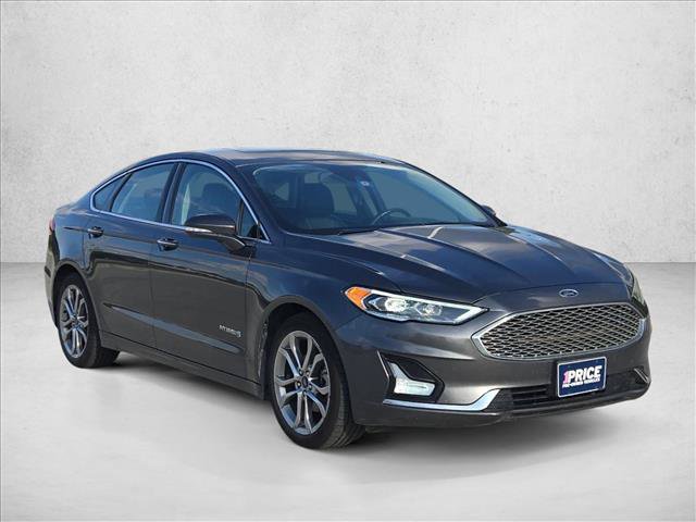 Used 2019 Ford Fusion Titanium FWD image 3