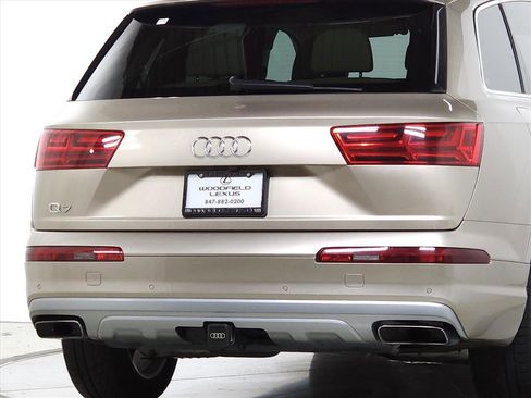 Used 2019 Audi Q7 3.0T Premium Plus w/ Premium Plus Package image 10