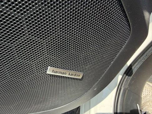 Used 2023 Subaru Ascent Onyx Edition Limited AWD/4WD image 19