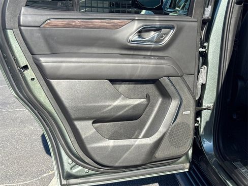 Used 2023 Chevrolet Tahoe LT w/ LT Signature Plus Package image 24