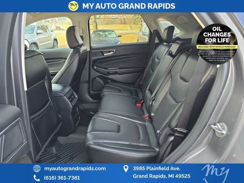 Used 2022 Ford Edge Titanium image 26