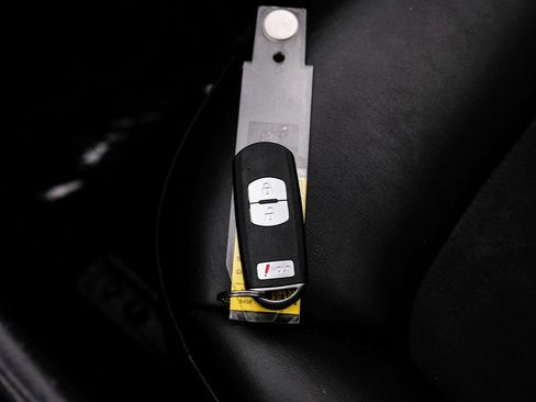 Used 2020 MAZDA CX-5 Touring image 59