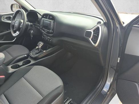 Used 2024 Kia Soul LX w/ Option Group 015 image 19