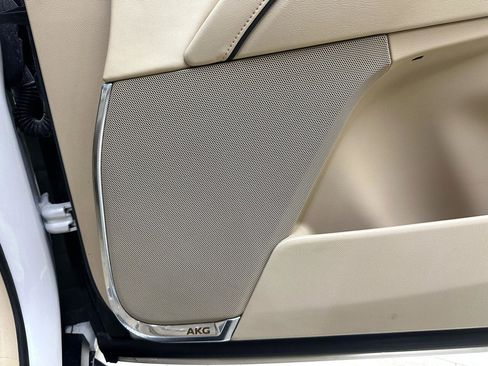 Used 2021 Cadillac Escalade Premium Luxury w/ Driver Assist Tech Package image 49