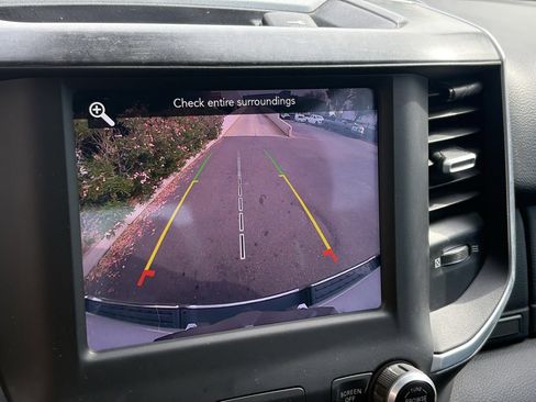 Used 2019 RAM 1500 Big Horn image 14