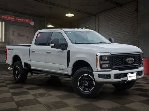 New 2026 Ford F250 Lariat w/ Tremor Off-Road Package AWD/4WD image 2
