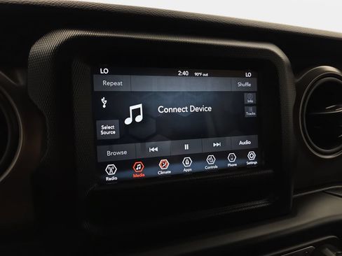 Used 2022 Jeep Wrangler Unlimited Sport AWD/4WD image 22