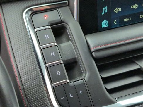 Used 2023 Chevrolet Suburban RST image 20