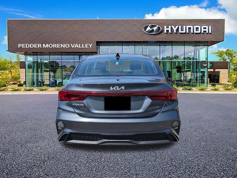 Used 2023 Kia Forte LXS w/ LXS Technology Package FWD image 4