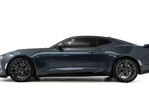 Used 2023 Chevrolet Camaro ZL1 RWD image 9