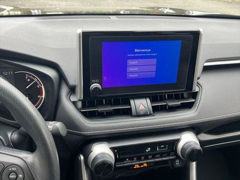 Certified 2025 Toyota RAV4 LE AWD/4WD image 21