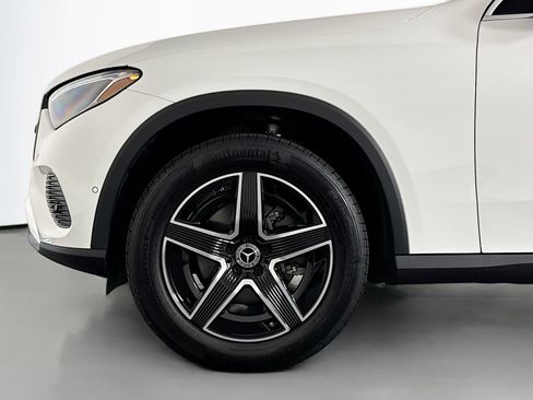 Certified 2026 Mercedes-Benz GLC 300 image 10