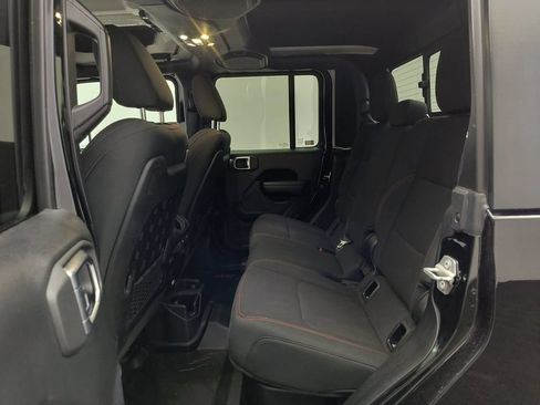 Used 2020 Jeep Gladiator Rubicon AWD/4WD image 12