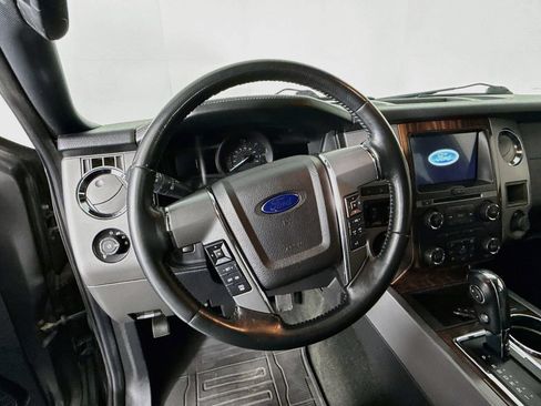 Used 2017 Ford Expedition EL Platinum AWD/4WD image 12