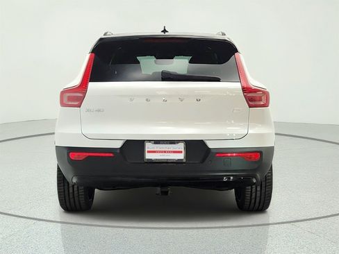 Used 2023 Volvo XC40 Recharge Ultimate w/ Protection Package Premier AWD/4WD image 6