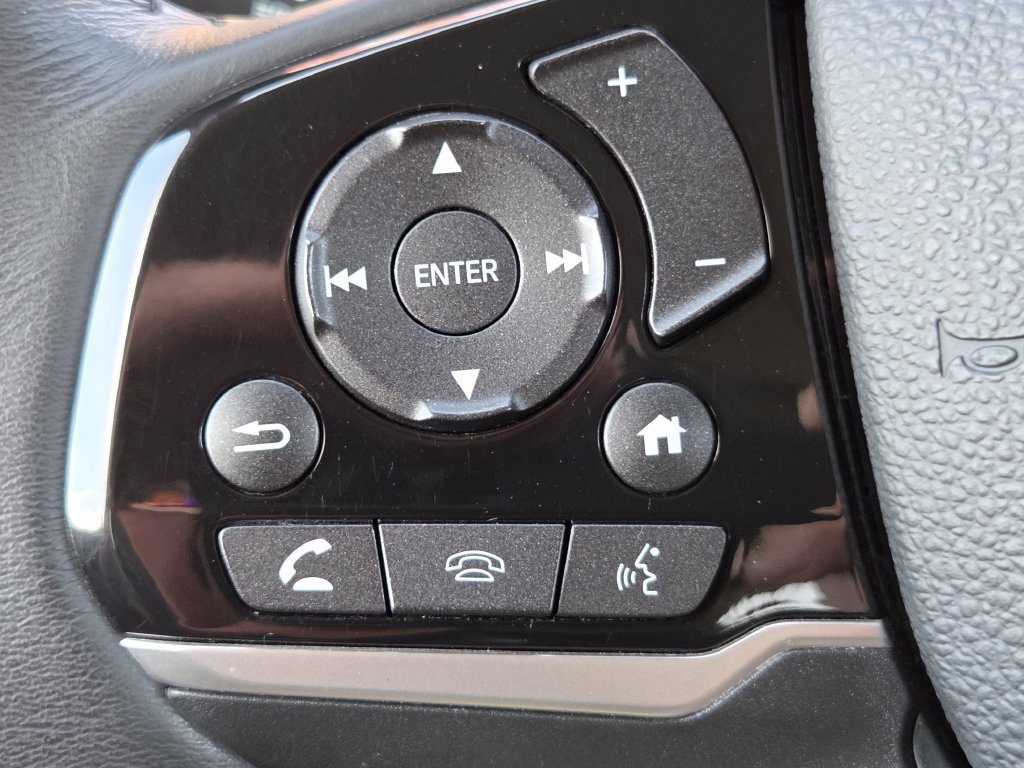 Used 2020 Honda Pilot Touring image 17