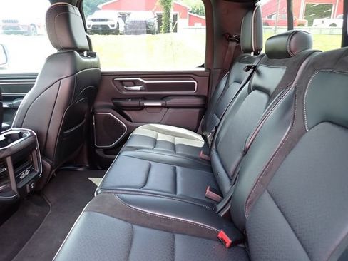 Used 2025 RAM 1500 Laramie AWD/4WD image 15