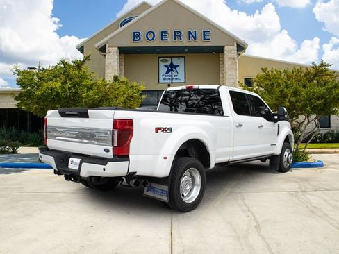 Used 2022 Ford F450 Limited w/ FX4 Off-Road Package AWD/4WD image 5