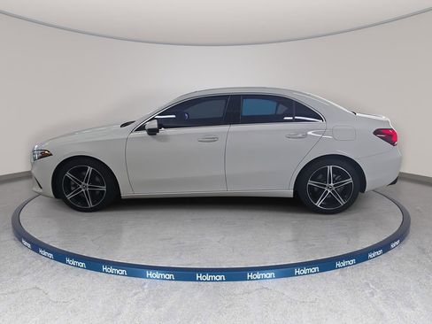 Used 2022 Mercedes-Benz A 220 image 11