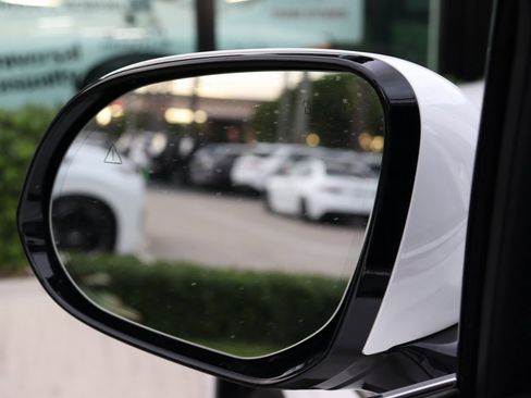 Used 2023 Genesis GV80 2.5T w/ Advanced Package image 10