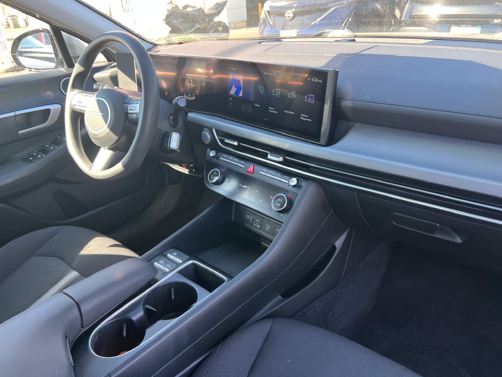 Used 2025 Hyundai Sonata SEL FWD image 12
