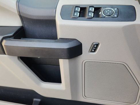 Used 2022 Ford F250 XL w/ Power Equipment Group image 27