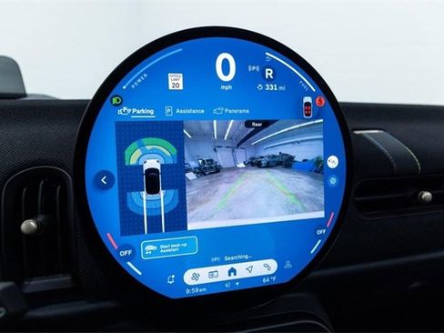 Certified 2025 MINI Cooper 2-Door Hardtop image 18