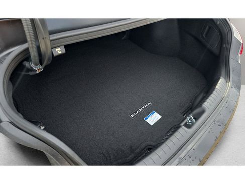 New 2026 Hyundai Elantra SEL Sport Premium FWD image 9