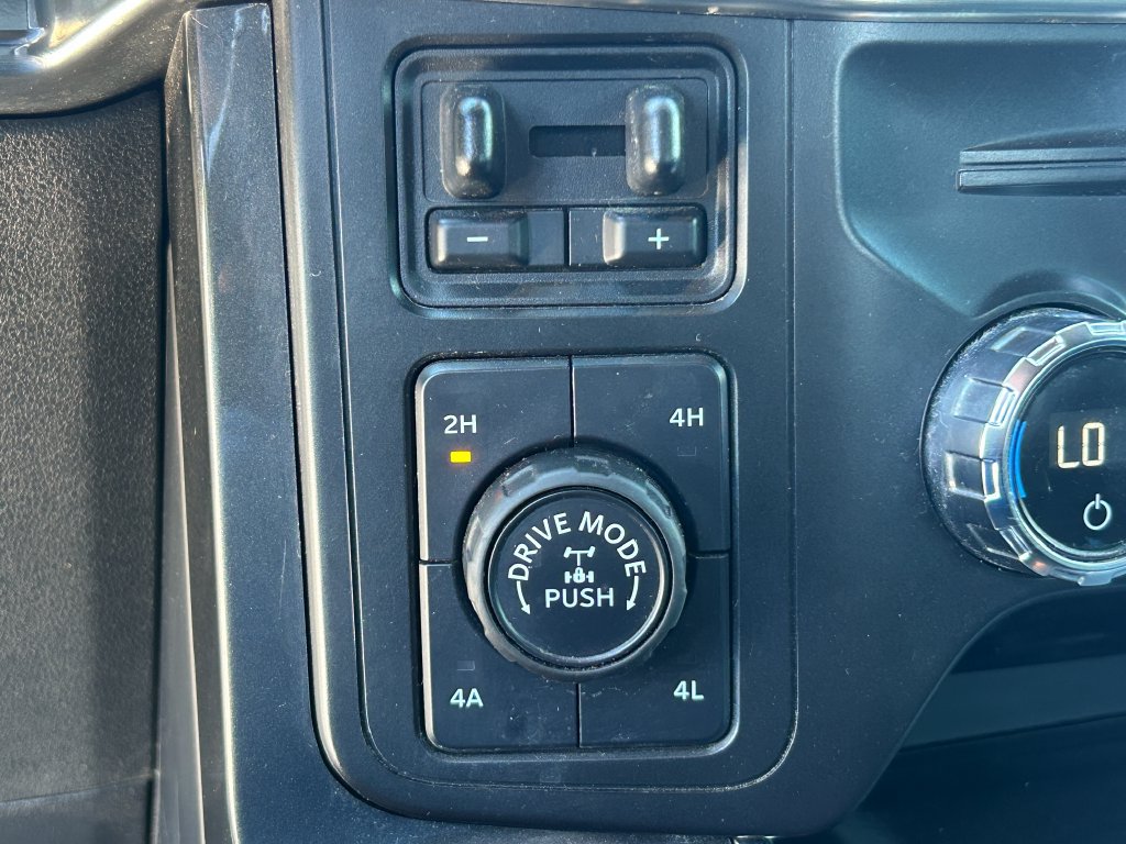 Used 2021 Ford F150 Lariat AWD/4WD image 18