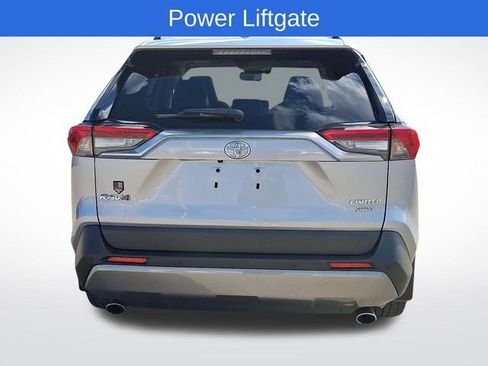 Used 2019 Toyota RAV4 Limited image 5