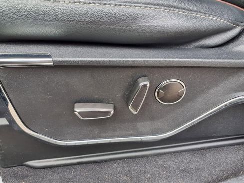 Used 2023 Ford F150 Lariat w/ Equipment Group 502A High image 31