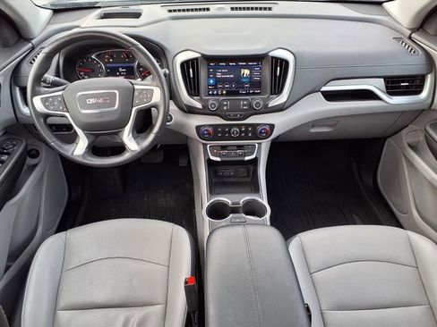 Certified 2022 GMC Terrain SLT w/ Tech Package image 3