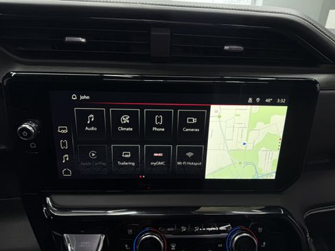 Used 2022 GMC Sierra 1500 AT4X image 22