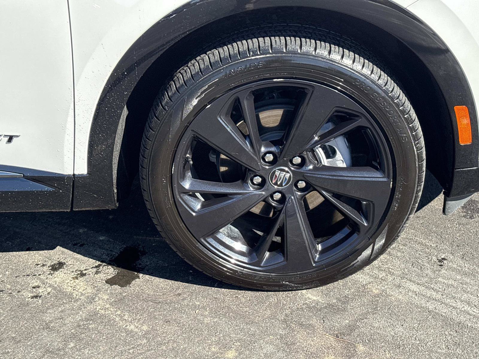 Used 2024 Buick Envision Sport Touring AWD/4WD image 10