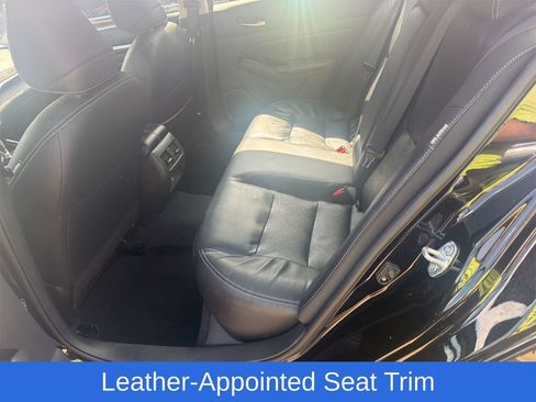 Used 2023 Nissan Altima 2.5 SL FWD image 8