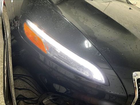 Used 2015 Jeep Cherokee Limited image 32