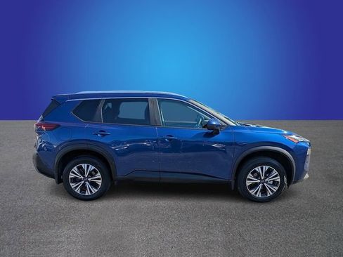 Used 2023 Nissan Rogue SV w/ SV Premium B Package image 6