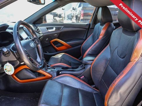 Used 2016 Hyundai Veloster Turbo w/ Option Group 04 FWD image 14