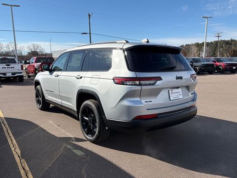 New 2025 Jeep Grand Cherokee L Limited w/ Black Appearance Package image 2